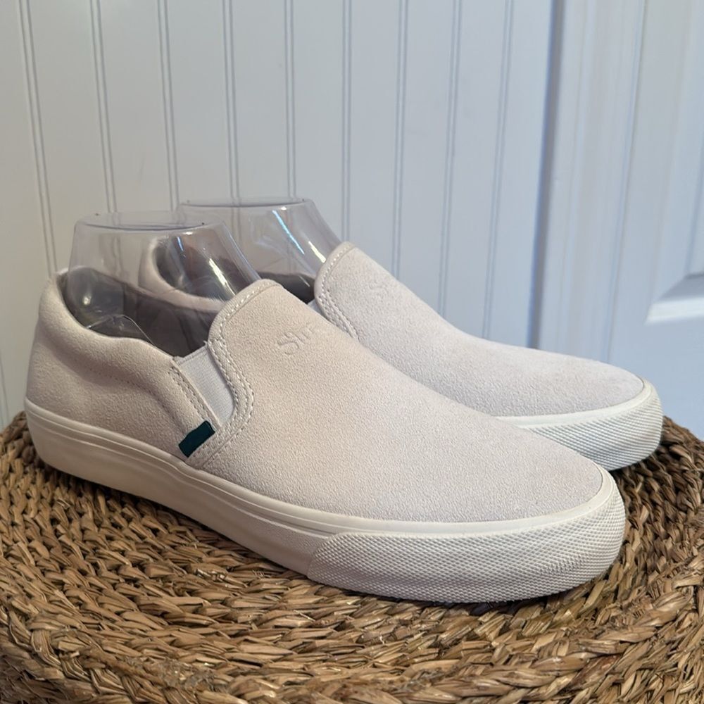 Simple Men's Cream Slip-On Shoes - 8 - NWOB